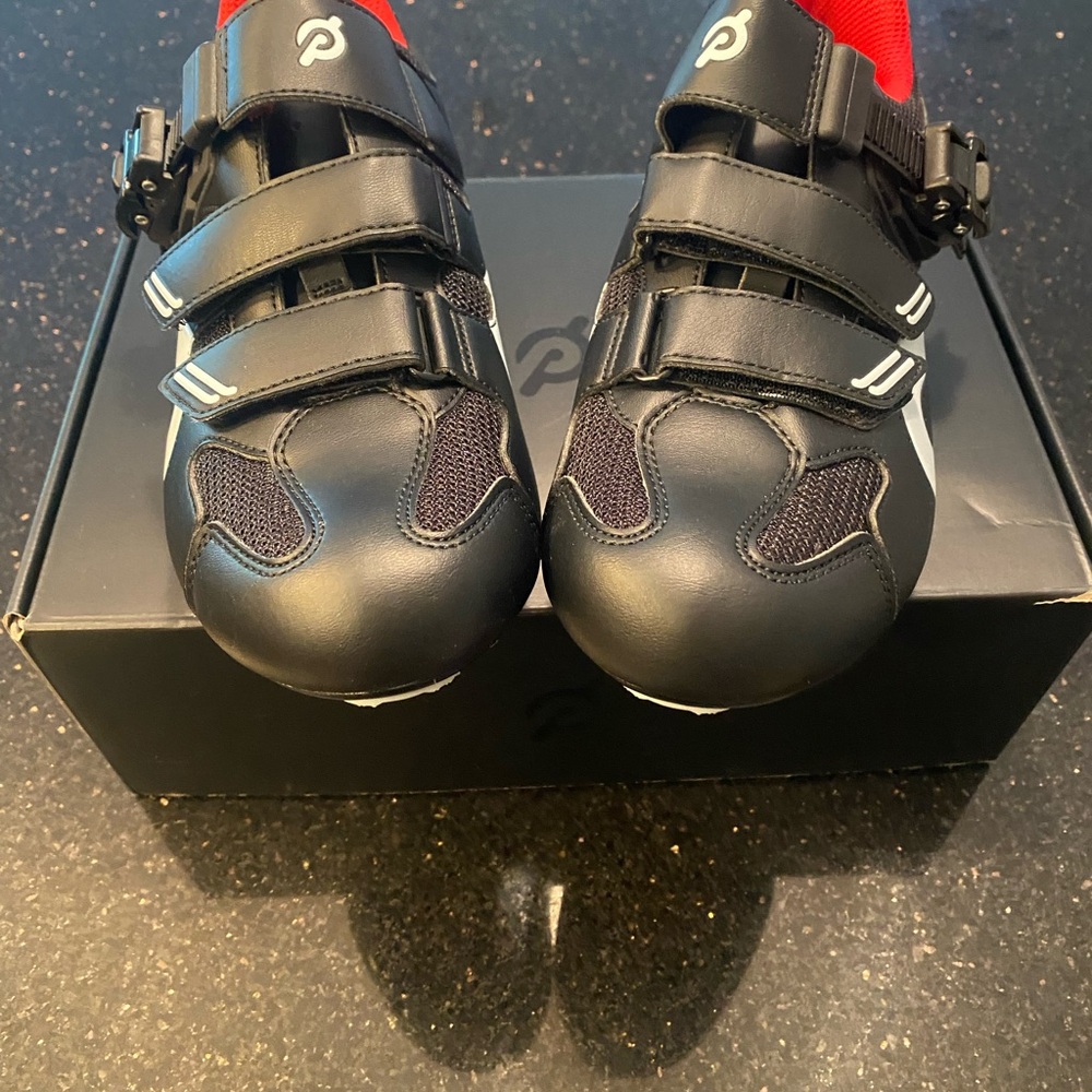 Peloton Women’s Black Cycling New Shoes size 40 (9.0/9.5)
